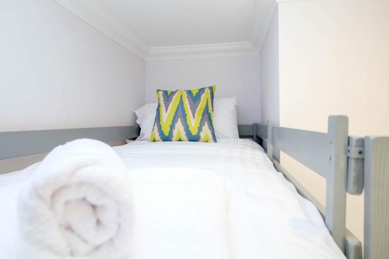 Central Regency Town House - image 23