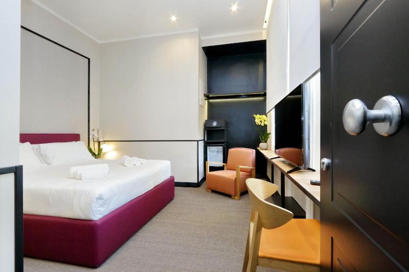 Superior Double Room image 2