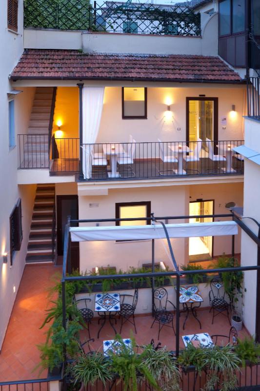 Palazzo Montefusco - image 33