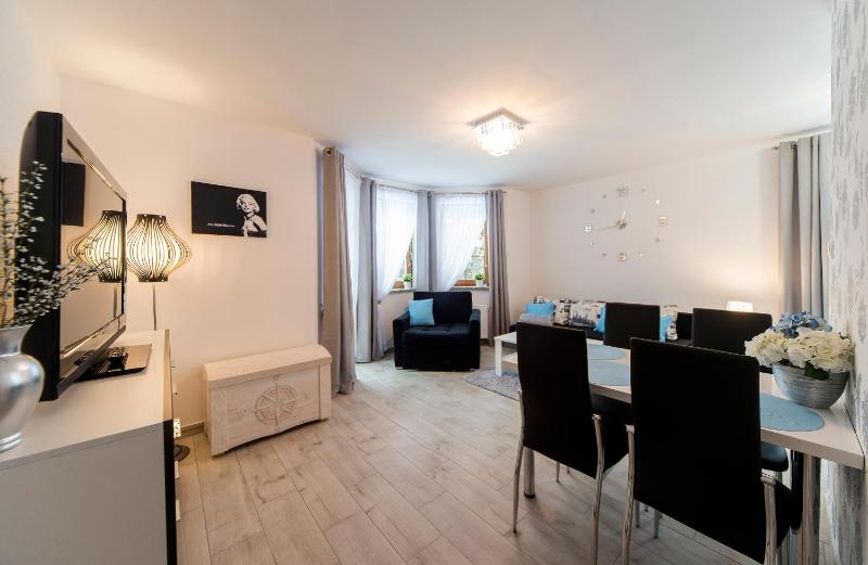 Apartment - Ground Floor image 4