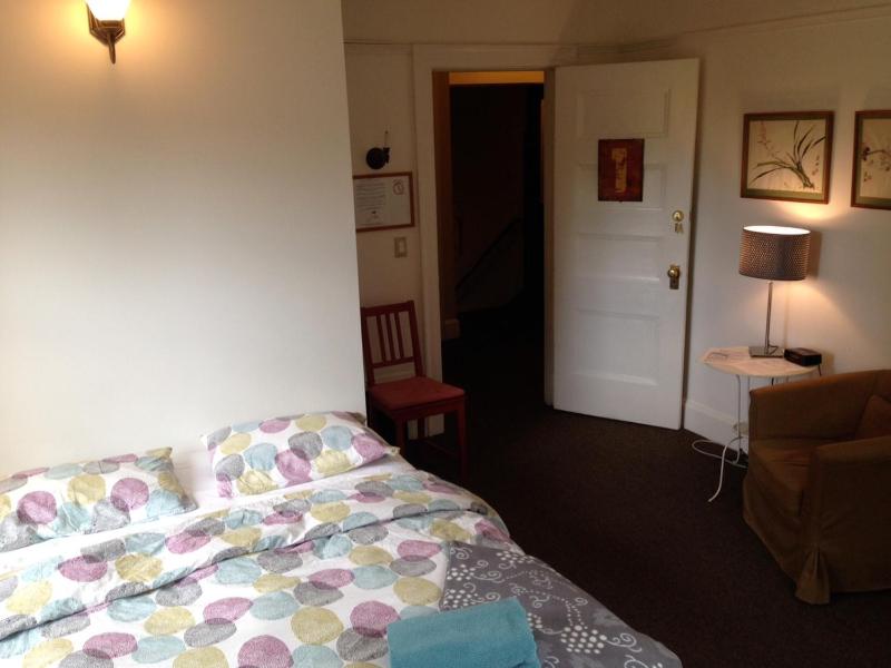 Portland International Guesthouse - image 25