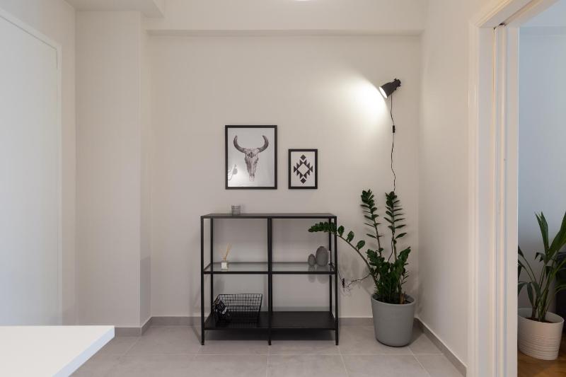 Modern Flat next to the USA Embassy by UPSTREET - image 16