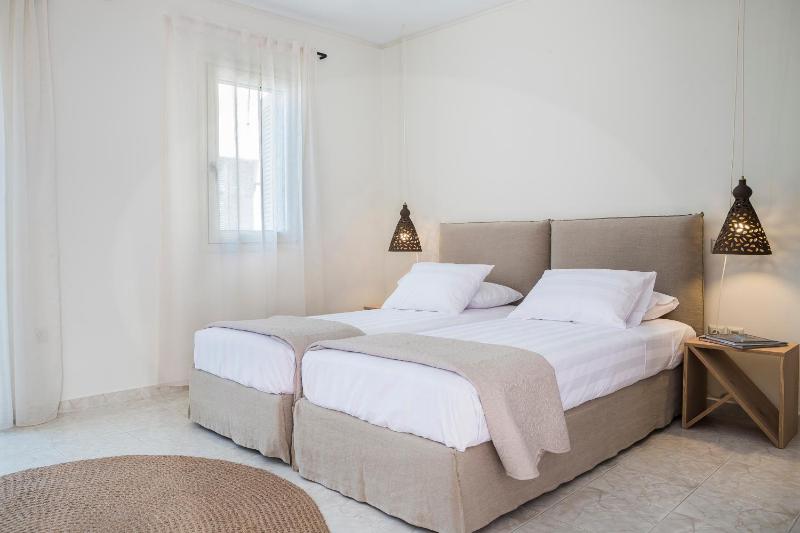 Argostoli Marina Suites - image 41