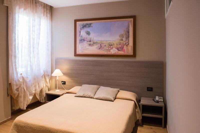 Double or Twin Room image 1