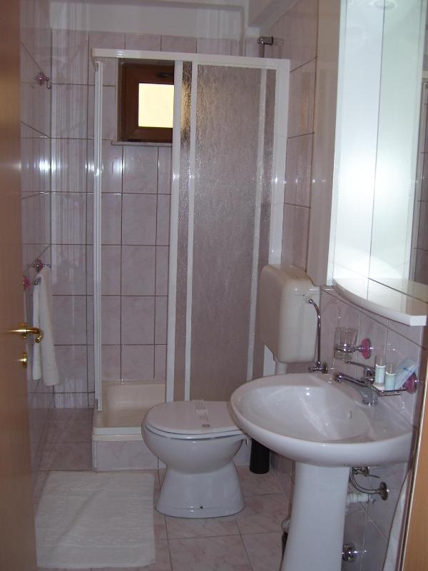 Superior Double Room with Balcony image 2