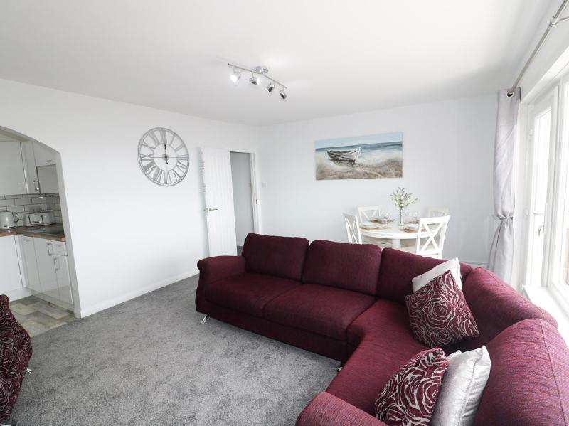 Apartment image 3