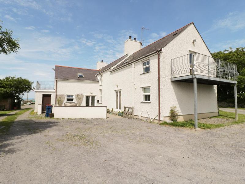 Holiday Home image 2