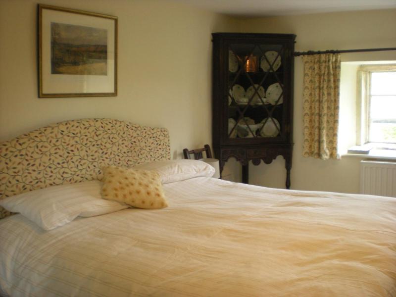 Deluxe Double Room image 1