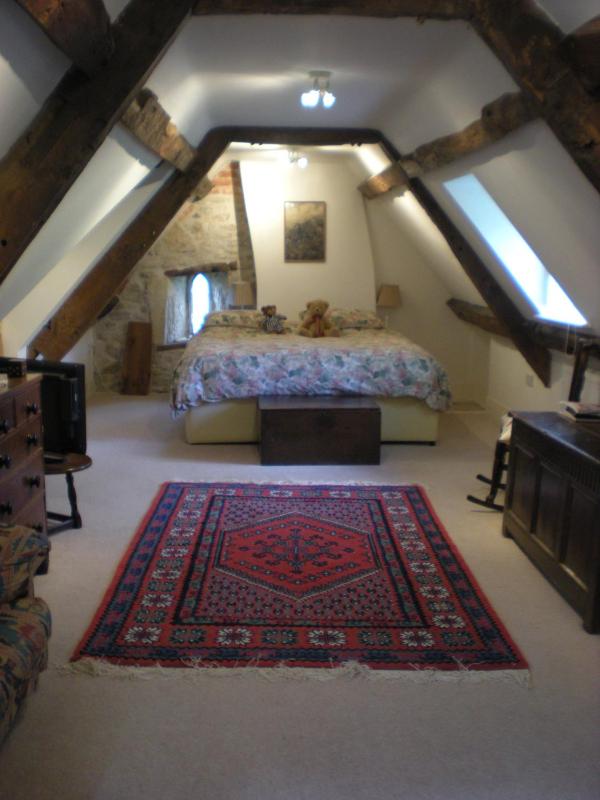 Family Room image 3