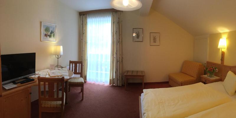 Comfort Double Room image 4