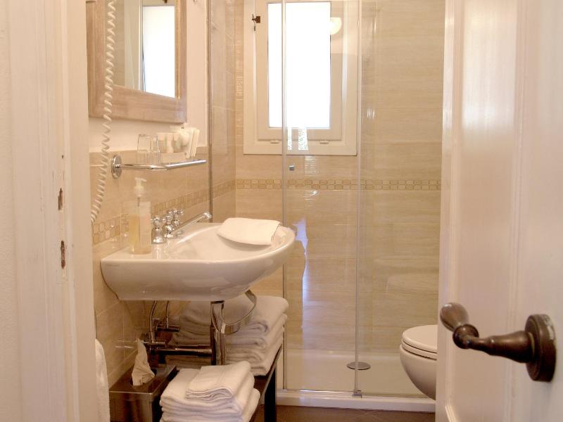 Villanova Apartments - Nature & Wellness - image 10
