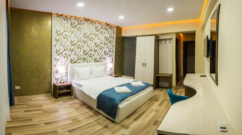 Superior Double Room image 2