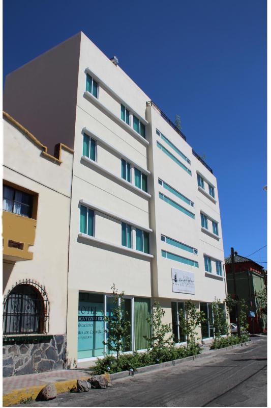 Suites Chapultepec - image 1