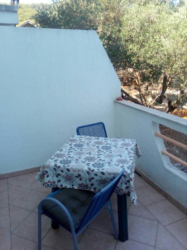 One-Bedroom Apartment with Terrace - Ground Floor image 3
