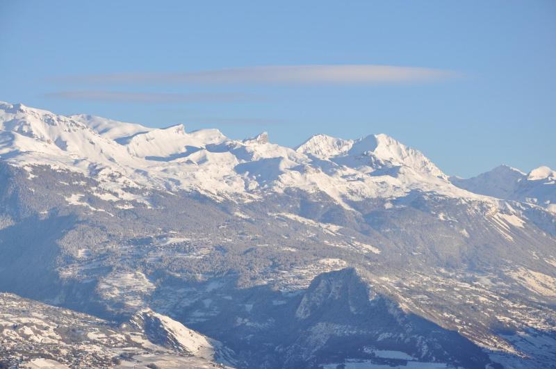 Apartment with Mountain View image 2