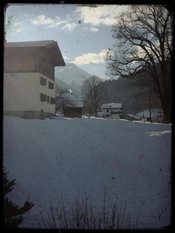 Apartment with Mountain View image 1