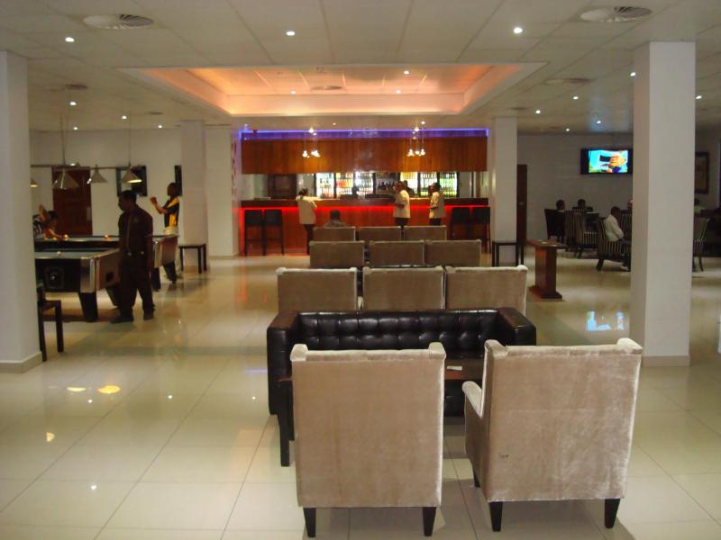 PADDY'S HOTEL & APARTMENTS - image 4