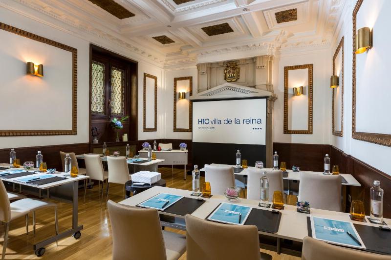 Boutique Hotel H10 Villa de la Reina - image 10