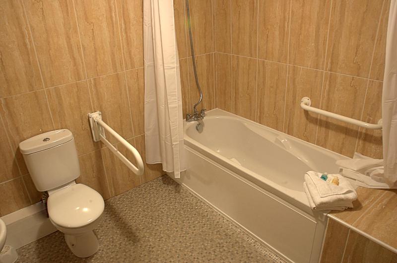 Norfolk Arms Hotel Ringinglow - image 37