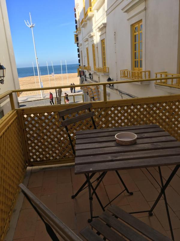 Standard Double or Twin Room with Sea View image 4