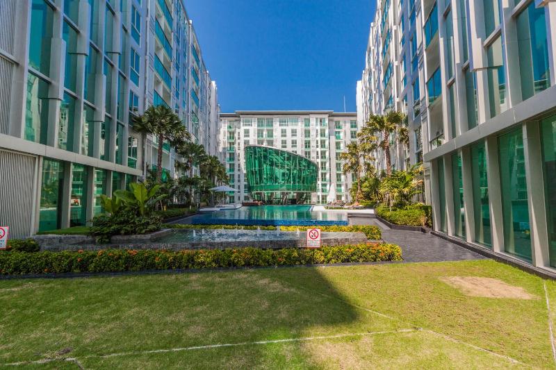 City Center Residence By Pattaya Sunny Rentals - image 1