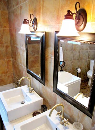 Triple Room image 2