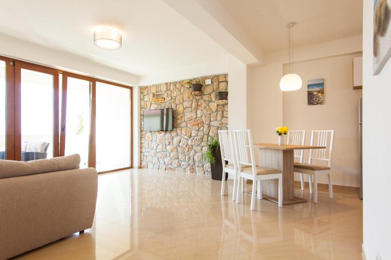Deluxe Villa Nina - image 37