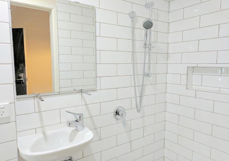 Double Room with Private Bathroom image 3