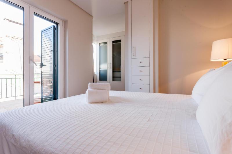 Apartment image 3