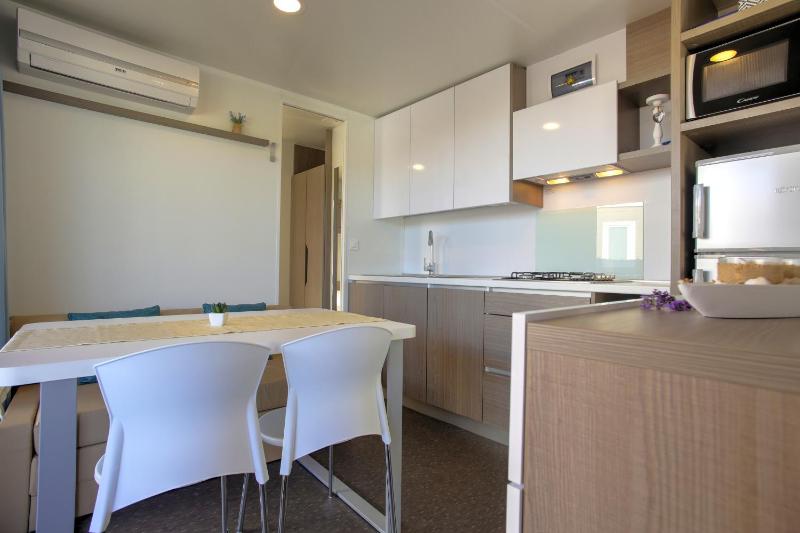 Two-Bedroom Mobile Home with Terrace image 2