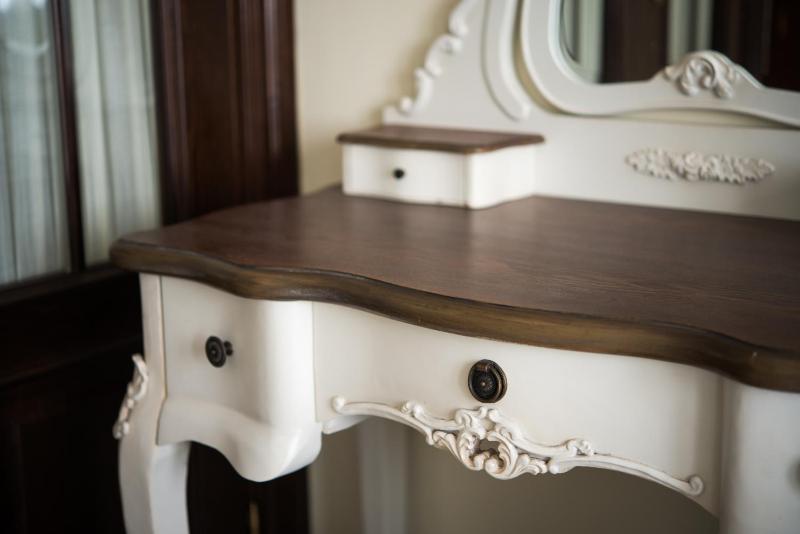 Deluxe Double or Twin Room image 2