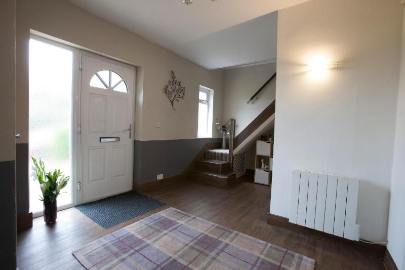 Single Room with Private Bathroom image 3