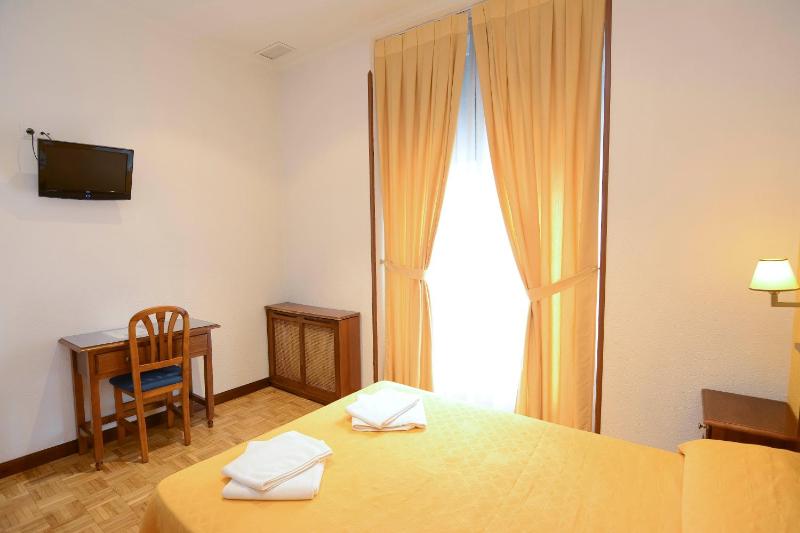 Hostal Edreira - image 14