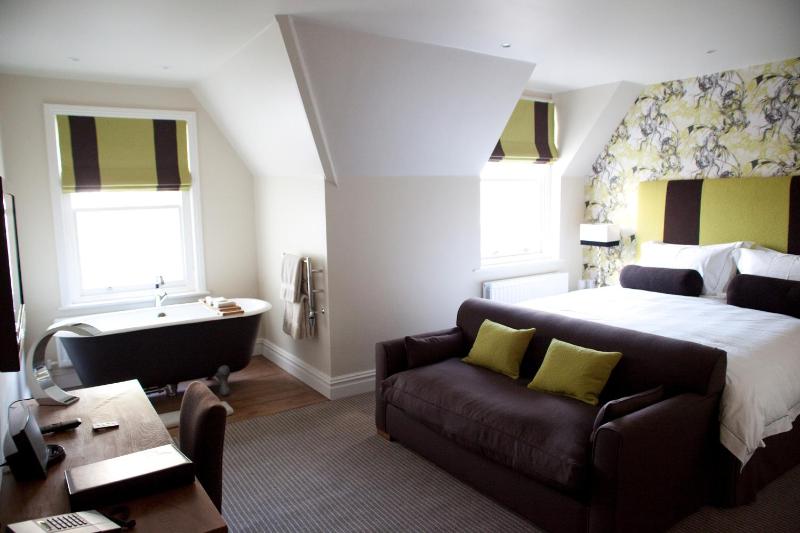 Grand Deluxe Double Room image 2
