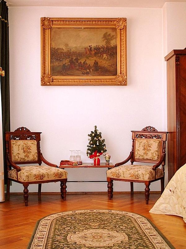 Superior Double Room image 3