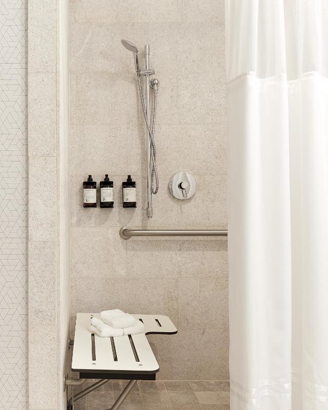 Deluxe King Room ADA image 2
