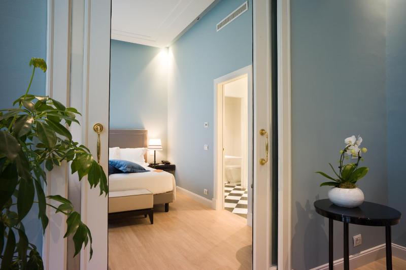 Turin Palace Hotel - image 2