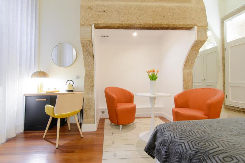 Superior Double Room with Big Bed image 3