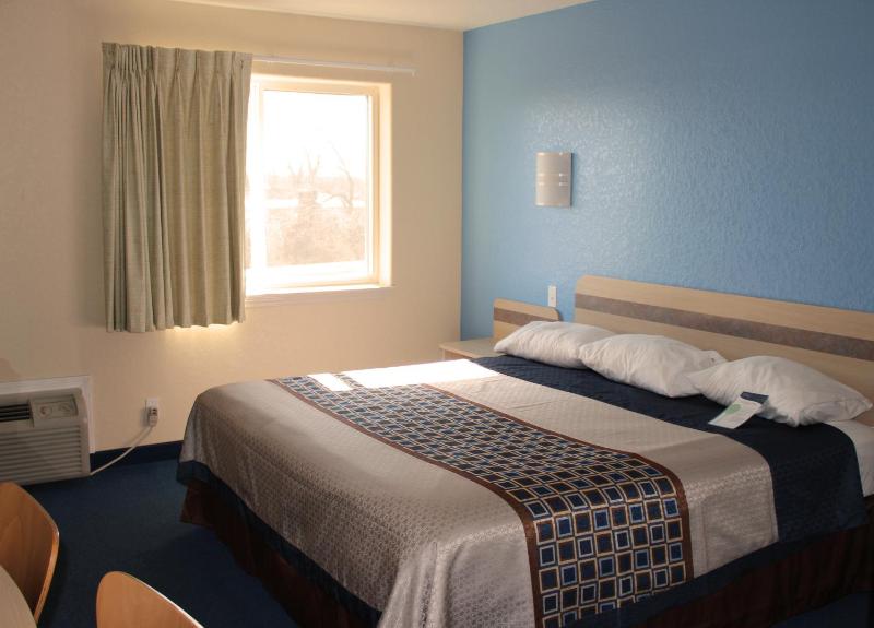Wine Country Inn - image 7