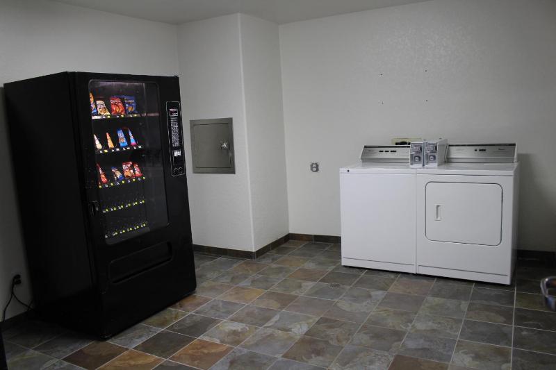 Wine Country Inn - image 14