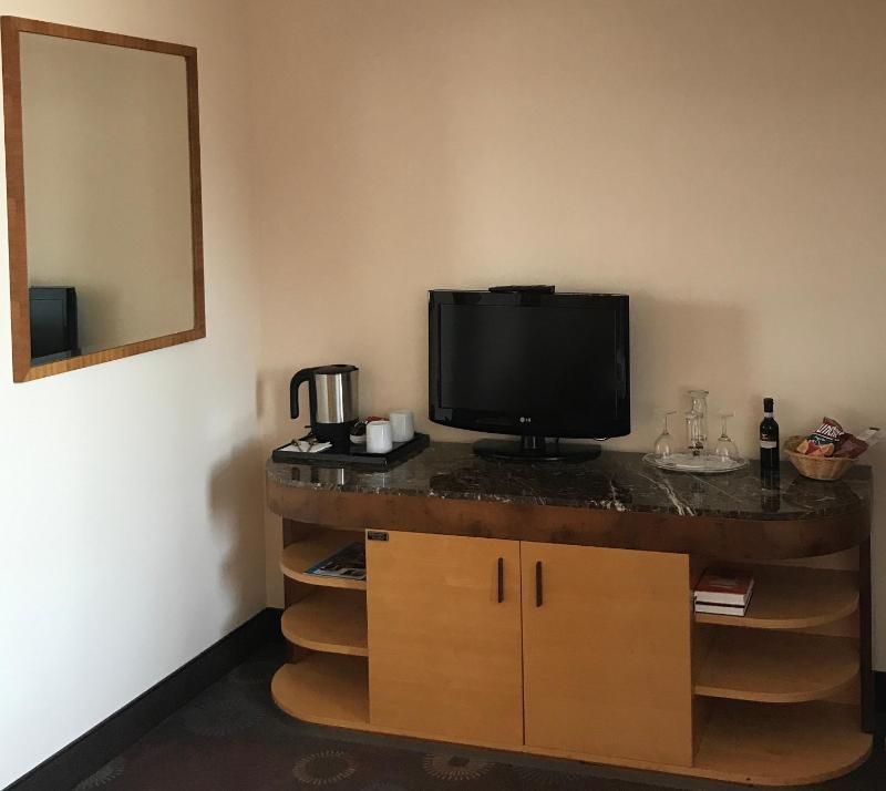 Comfort Room with River View image 2
