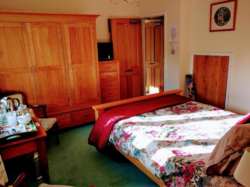 Deluxe Double Room image 2