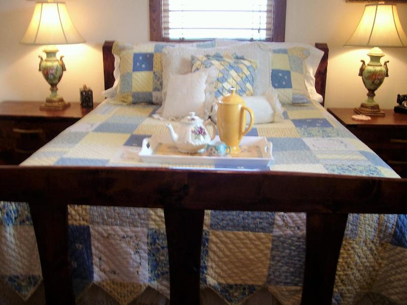 Deluxe Double Room image 2