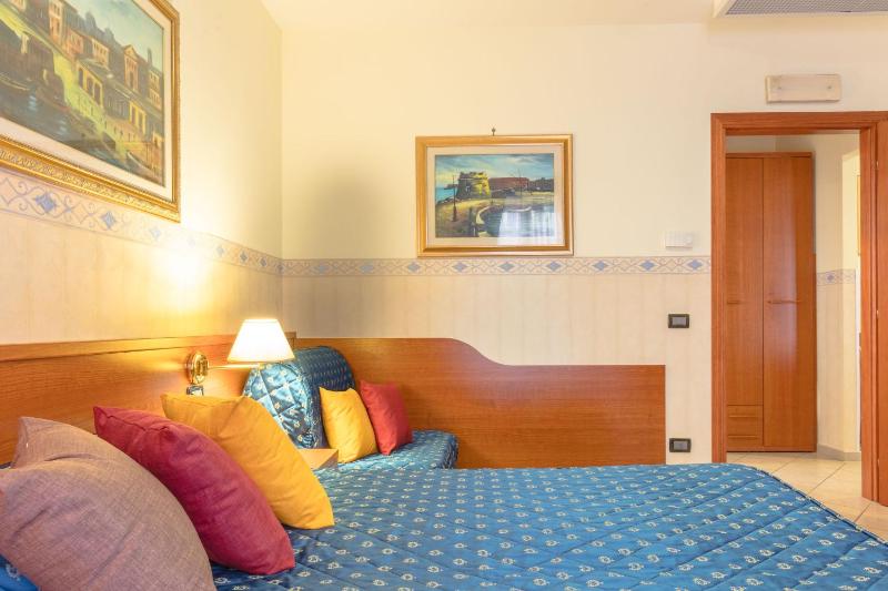 Classic Suite image 1