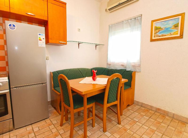 Apartments Ivo 1328 - image 6