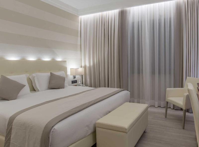 Superior Double or Twin Room image 2