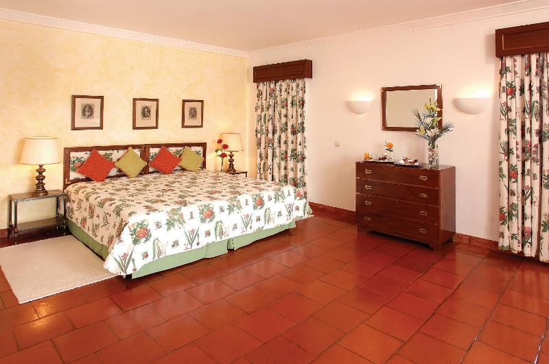 Grand Classic Room image 3