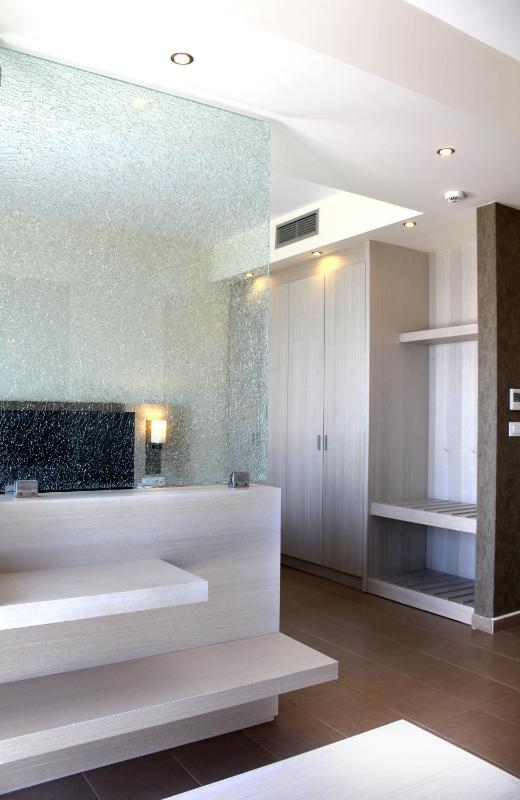 Sea Melody Beach Hotel Apartments - image 2