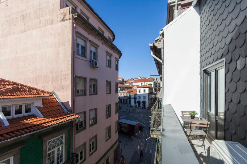 Oporto Local Studios - image 14