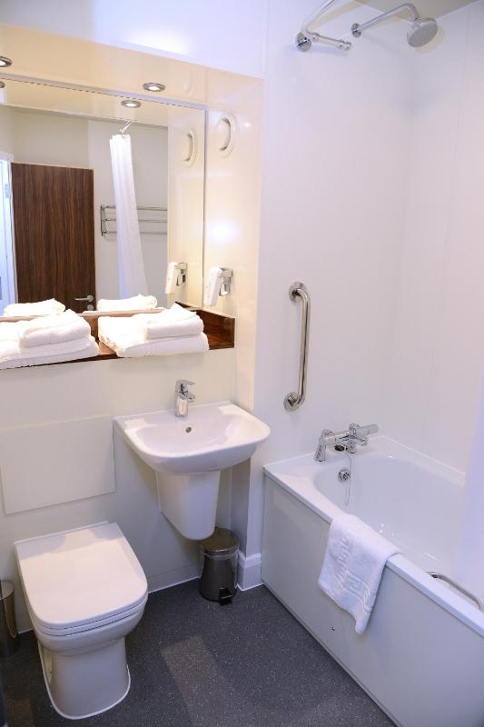 Double Room image 2